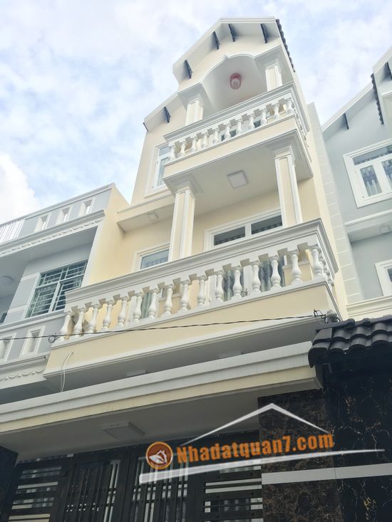 Nhà phố giả BT 2 lầu hẻm nội bộ 4m đường Huỳnh Tấn Phát, P. Phú Thuận, Q. 7