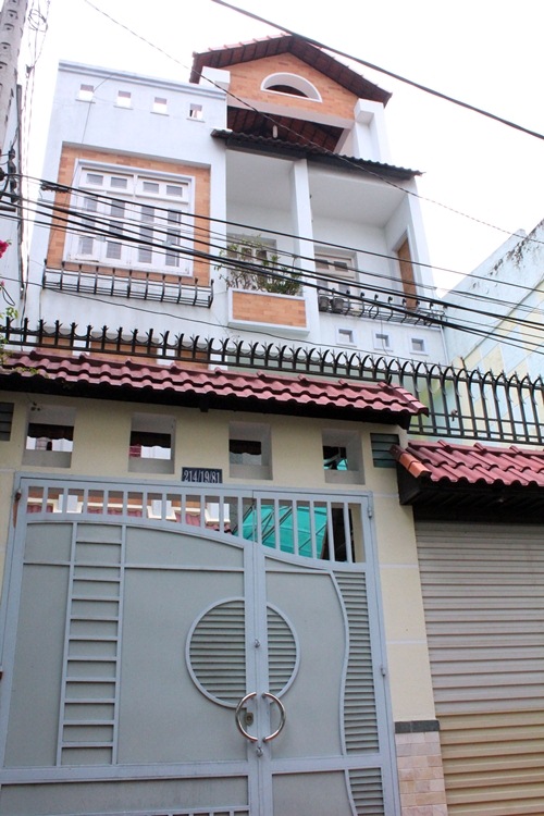 Bán nhà đường Nguyễn Trãi, quận 5, Dt 6x11m. Xây 3 lầu