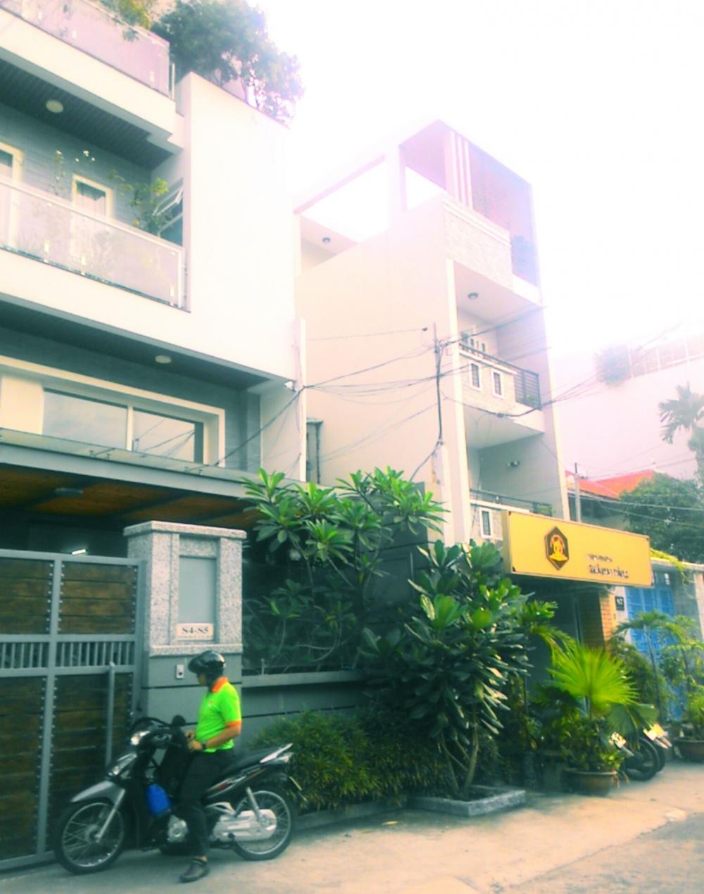 Bán nhà nhà mới DT 5x19,1m, 4 tầng, hẻm 8m Nguyễn Thái Bình, P. 4, Tân Bình