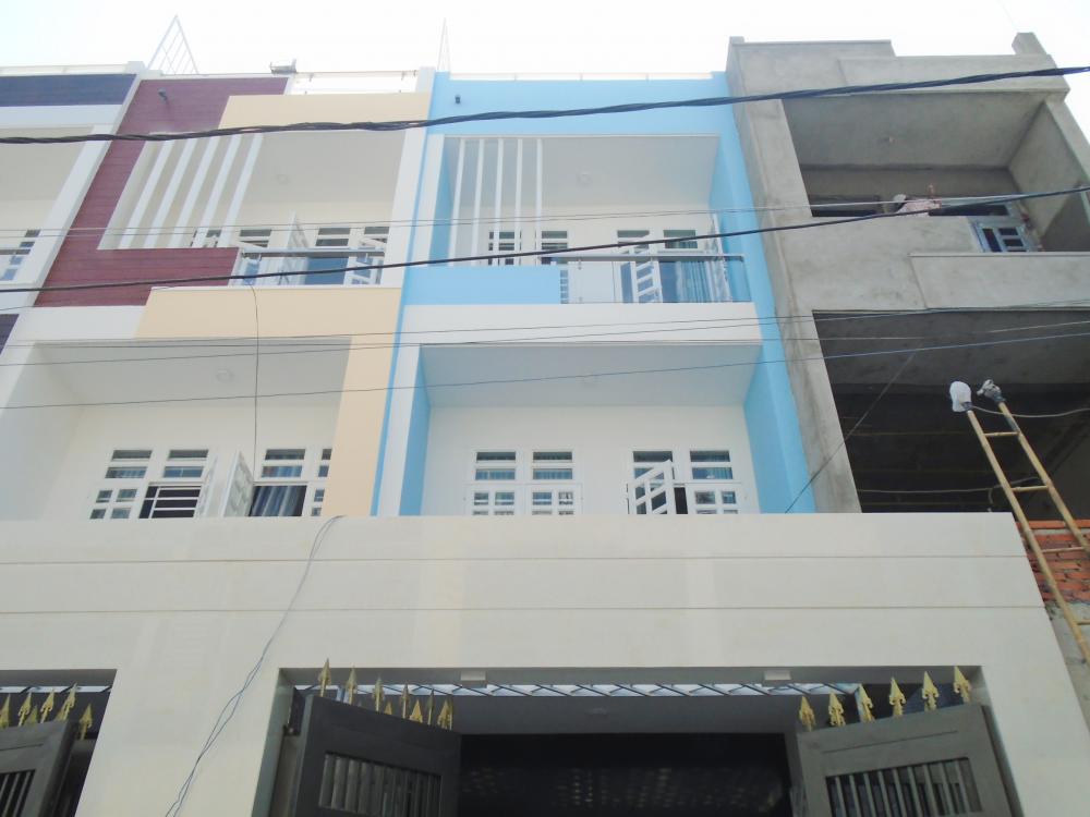 Bán nhà đường 22, Phạm Văn Đồng, P. Hiệp Bình Chánh, 1 trệt, 2 lầu, mái tum, giá 3,8 tỷ (TL)