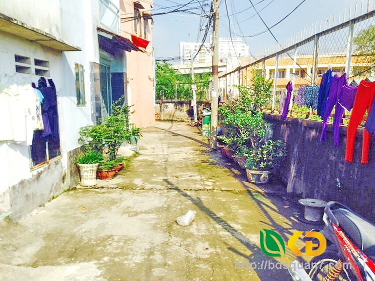 Bán gấp nhà đường Nguyễn Văn Quỳ, Phường Phú Thuận, Quận 7