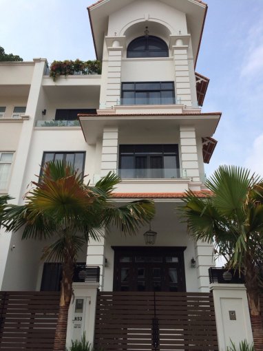 Cần bán căn góc nhà phố Him Lam Kênh Tẻ, đối diện Sunrise City, tặng nội thất, 19 tỷ, 0938 426 539
