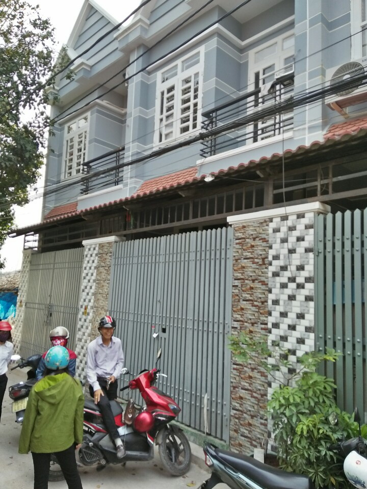 Cần bán nhà gấp gần mặt tiền xã Vĩnh Lộc A, Bình Chánh (2PN). DT 48m2 giá 950tr