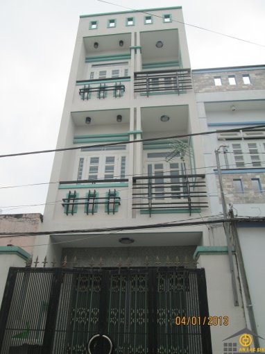 Nhà MTNB 10m Lê Hồng Phong ND, Q.10, 4x18m, 4 lầu. Chỉ 10m ra mặt tiền