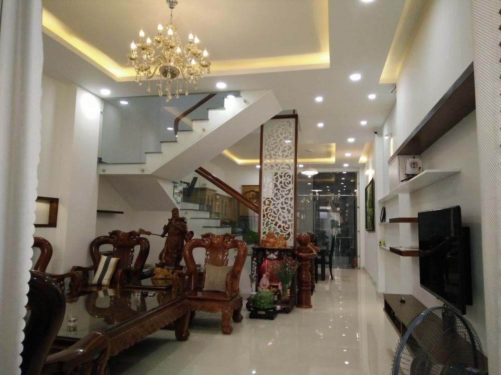 Bán nhà riêng tại Bình Tân, Tp. HCM hẻm 10m 1 sẹc Lê văn Quới, 3 lầu 4mx17m giá 4.9 tỷ tl