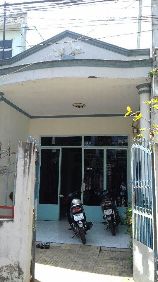 Bán nhà riêng tại hẻm 70 Nguyễn Văn Qúa, Quận 12, Tp.HCM 