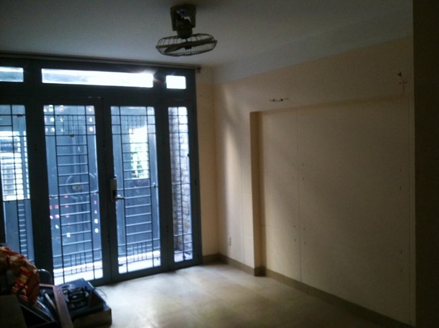 Bán nhà 86m2 mặt tiền Hòa Bình quận 11