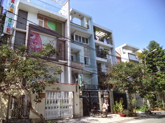 Nhà bán mặt tiền đường số 10 trục đường Lê Văn Quới quận Bình Tân, 4x18m, 4 tấm