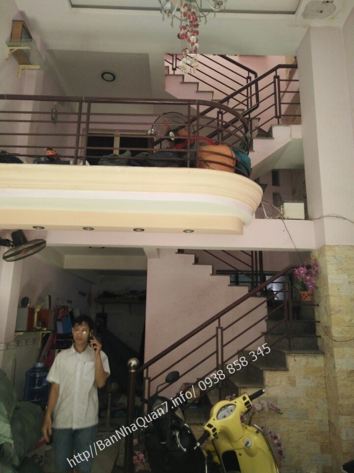 Bán nhà quận 7 hẻm nhà Nguyễn Văn Quỳ. DT 4 x 10m trệt lửng lầu đúc thật