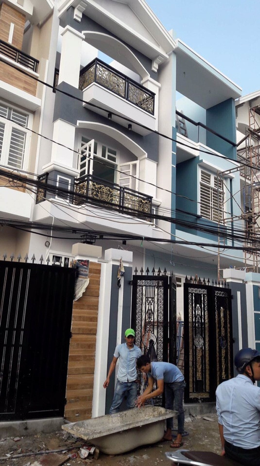 Bán nhà mới xây 1trệt, 2lầu gần ngã tư Bình Triệu, đối diện ĐH Luật, nhà thờ Fatima