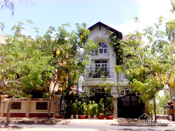 Cần bán nhà phường Tân Hưng quận 7, diện tích 4x14m, giá 4,5 tỷ