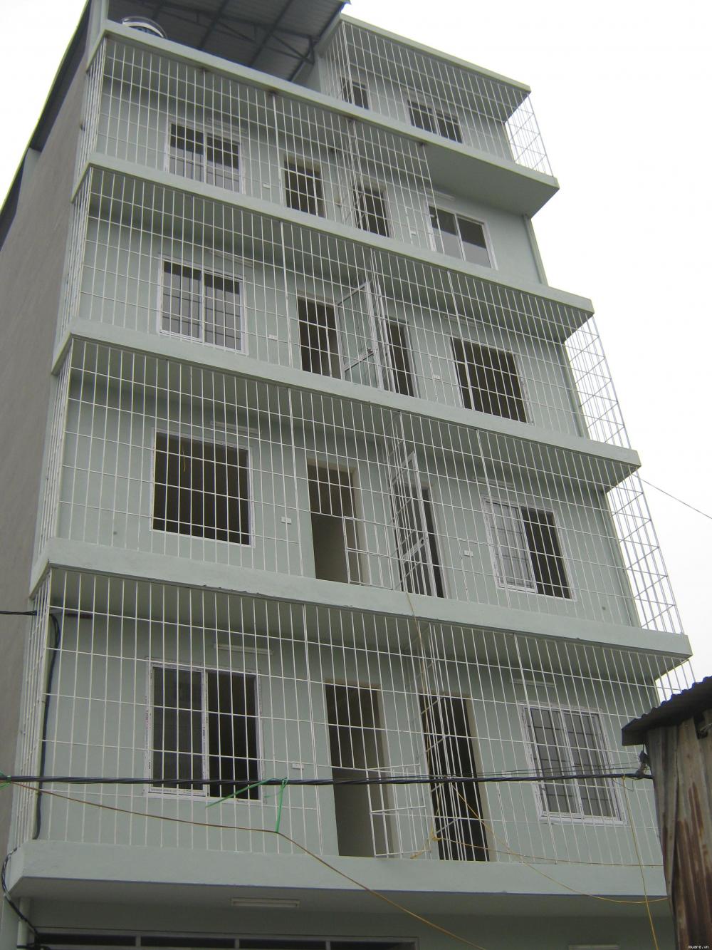 Nhà HXH Hoàng Hoa Thám, DT: 9x26m, 3 lầu, thu nhập 120 tr/tháng