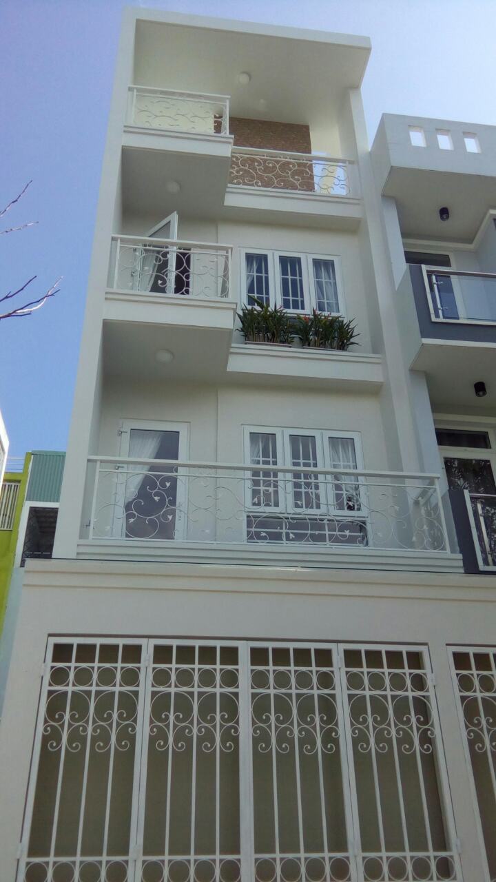 Bán nhà mới, đẹp, 1 trệt, 2.5 lầu KDC An Phú Hưng, phường Tân Phong, quận 7