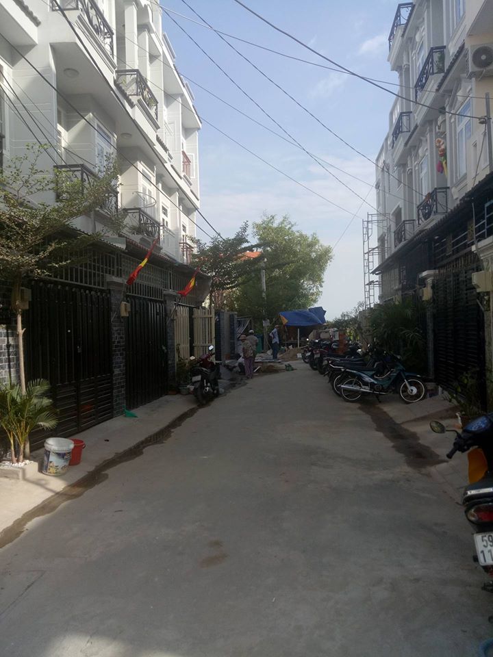 Nhà phố, Phạm Hữu Lầu 1 trệt 2 lầu 4pn, đúc thật (3,2x13m) SHR, 0919953535