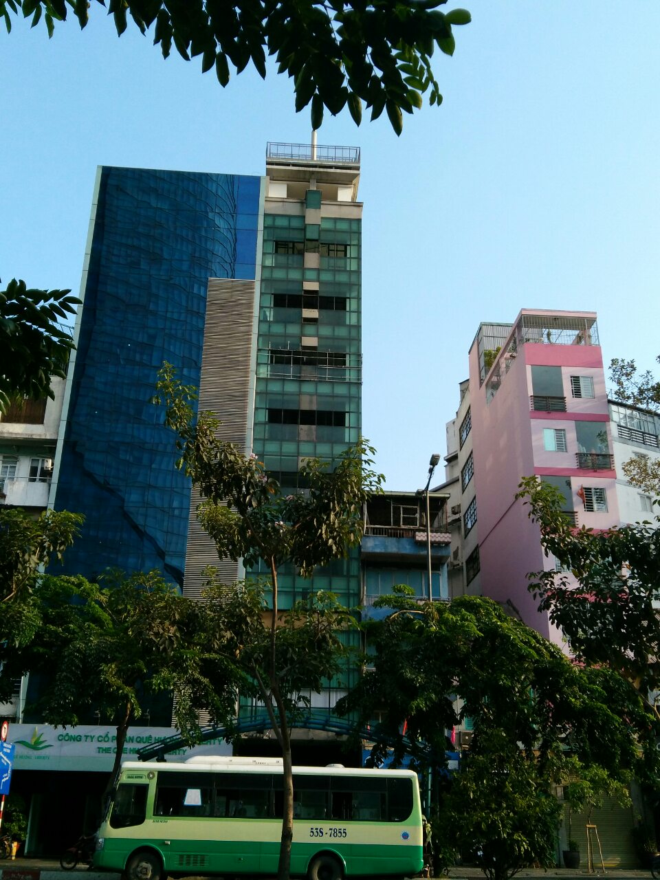 Bán bán nhà hẻm 38 Nguyễn Văn Trỗi, 14 x 16m, 3 lầu, 30 tỷ