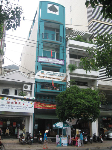 Bán nhà mặt tiền đường Cao Thắng, P. 12, Q. 10 (4m x 16m) trệt 3 lầu, bán giá 17 tỷ