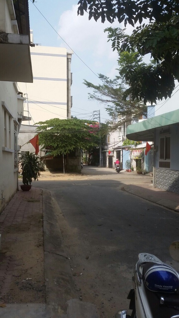 Cần bán nhà HXH 8m đường số 5 - Bình Hưng Hoà, Q. Bình Tân