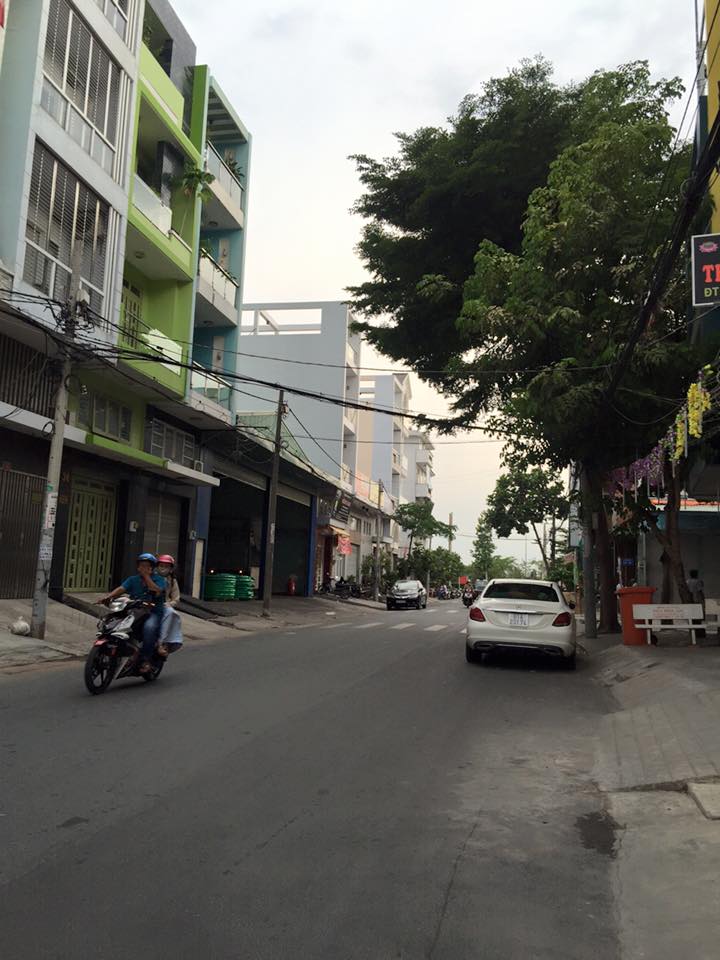 Bán nhà tại kdc Bình Phú 2, phường 10, quận 6, TP. HCM