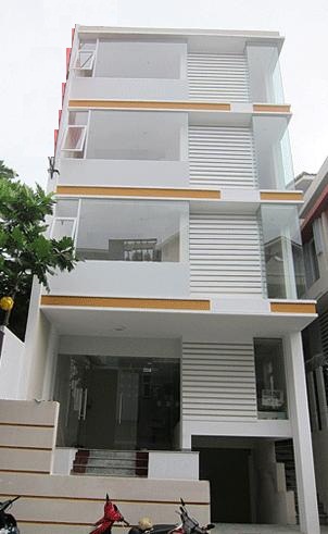 Bán nhà mặt tiền đường B6, phường 12, Tân Bình, DT 4.1x21m, hầm, 3 lầu