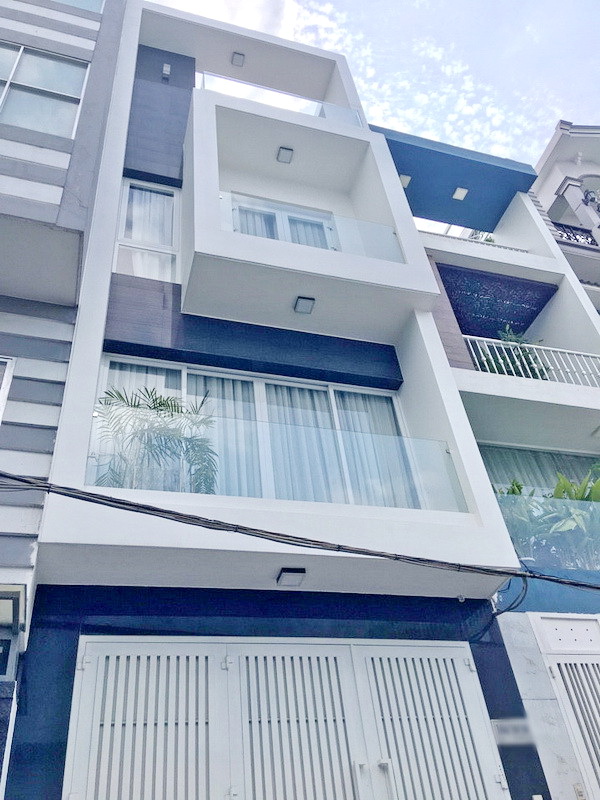 Bán nhà mặt phố cao cấp mới xây đường Số 1, P. Tân Phú, Q7