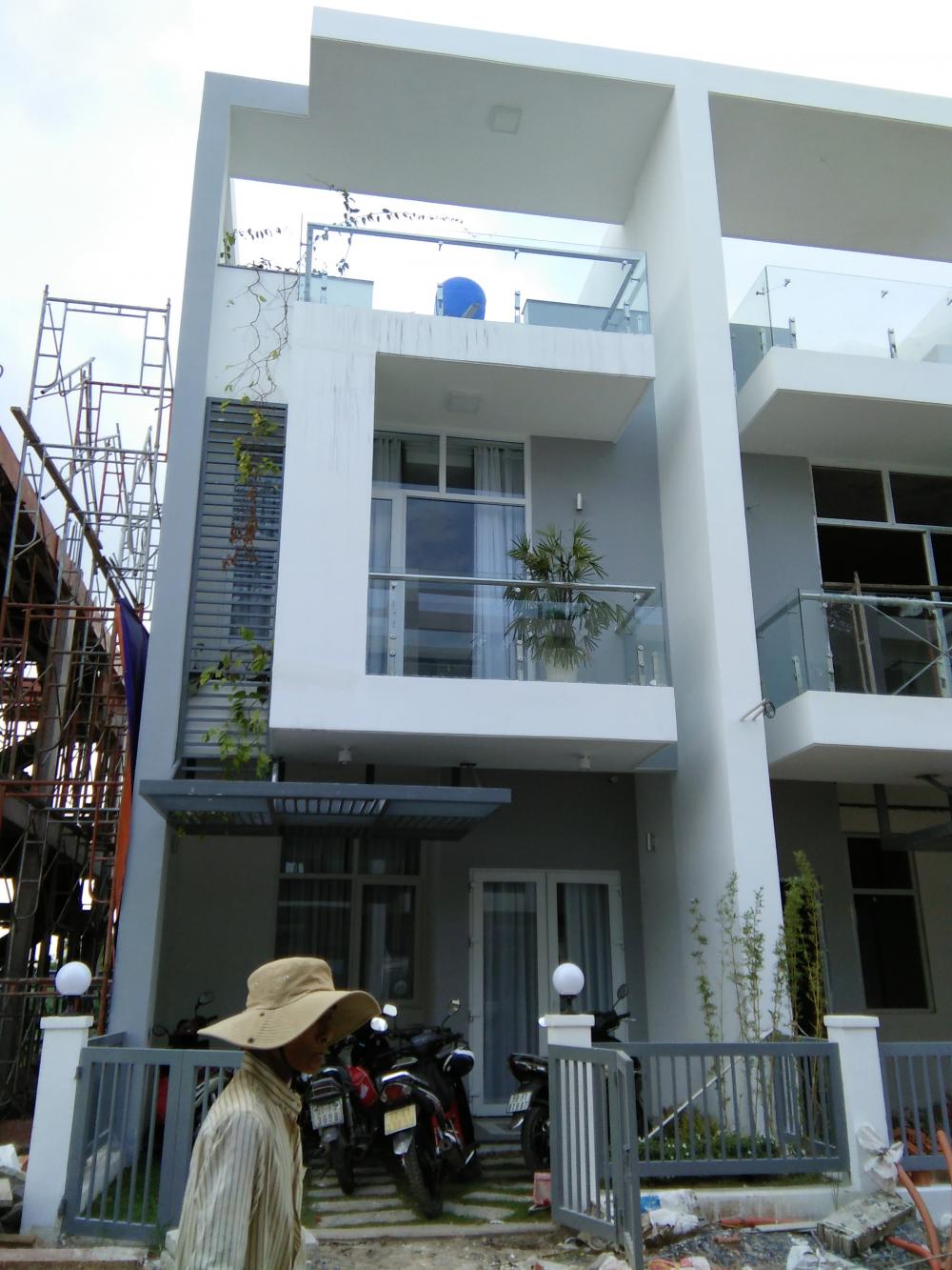 Nhà 3 tấm, đường số 1 Bình Tân, diện tích 5x16m