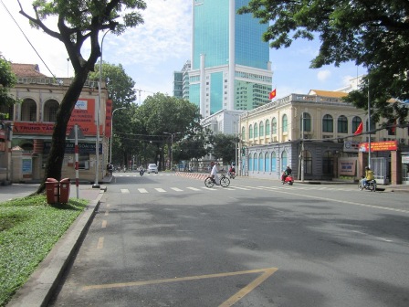Bán nhà mặt tiền đường Phan Tôn, quận 1, DT 8x26m, thích hợp XD Apartmant