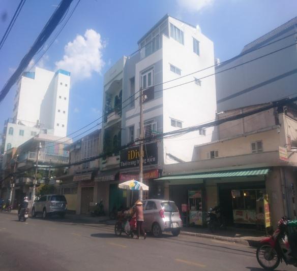 Bán nhà riêng tại đường Huỳnh Văn Bánh, Phường 12, Phú Nhuận, Tp. HCM, diện tích 31.5m2, giá 6.3 tỷ