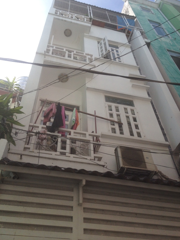 Bán nhà Lê Hồng Phong, P2, Q5. DT: 4*11.5m
