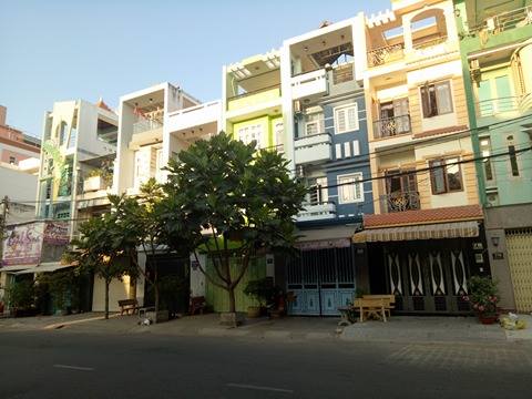 Bán nhà mặt tiền quận Bình Tân, đường Mã Lò, khu buôn bán sầm uất 4.3x30m 4 tấm  9ty tl