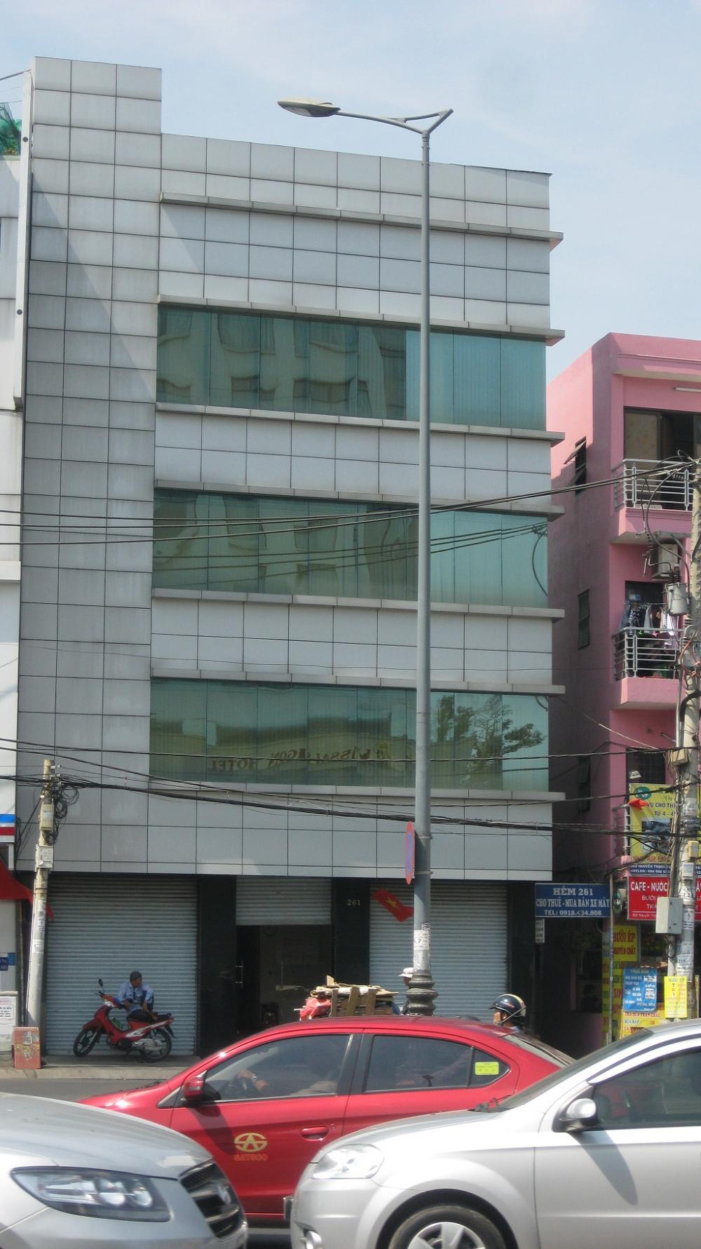 Bán nhà mặt phố tại đường Nguyễn Trọng Tuyển, Phú Nhuận, Hồ Chí Minh
