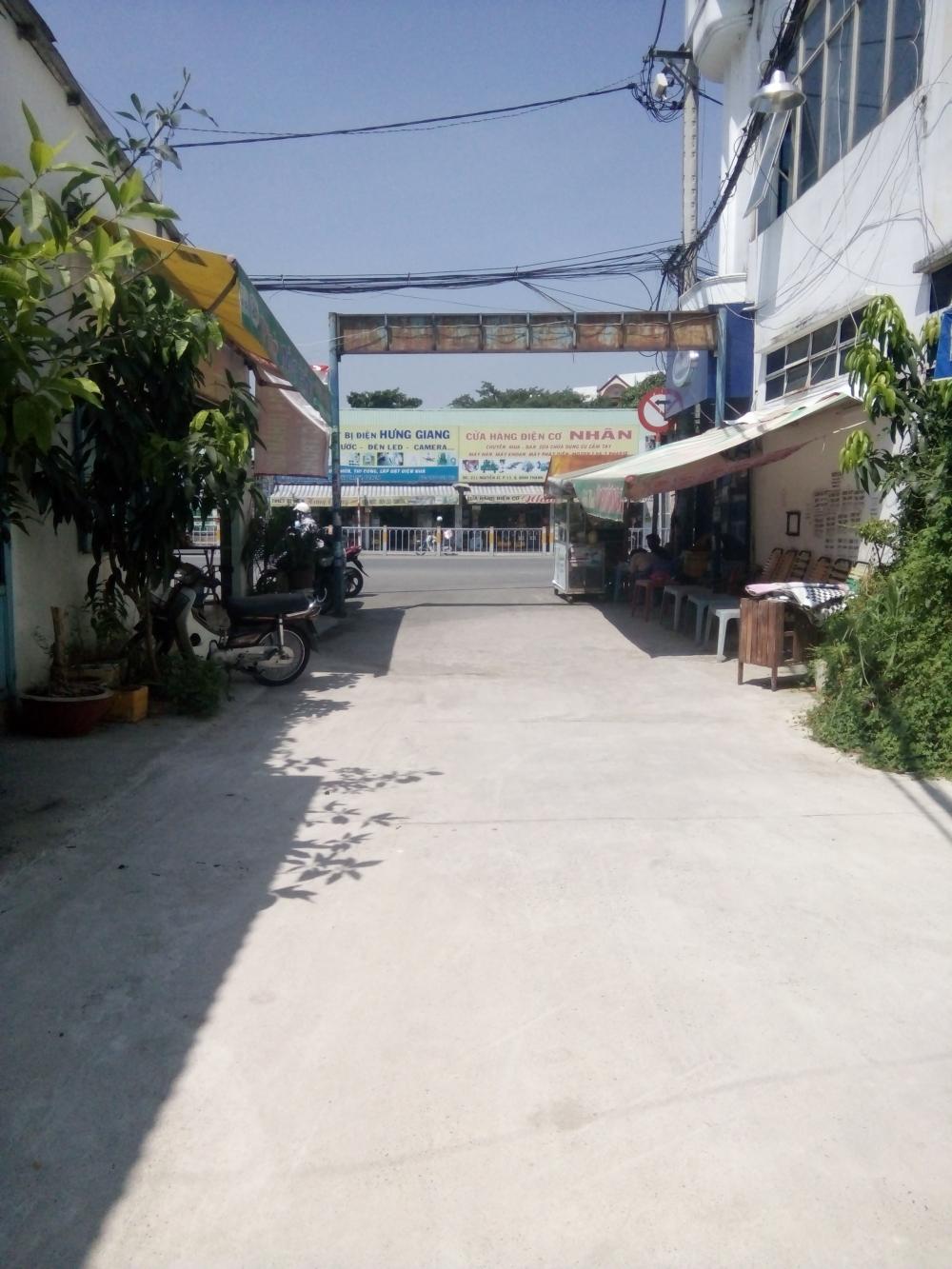 bán nhà gần mặt tiền 1 trệt 1 lầu đúc dt 56m2 đường Nguyễn Xí.