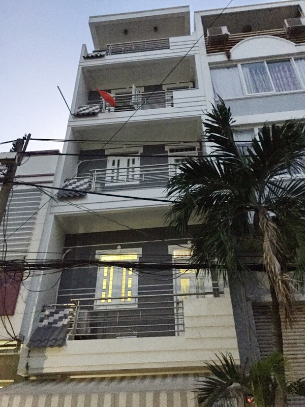 Bán nhà4m x 10m  mặt tiền số 4  khu chợ Tân Mỹ Phường Tân Phú  Quận 7.