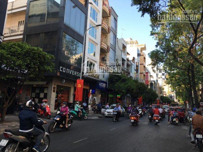 Bán nhà mặt tiền đường Nguyễn Tri Phương, Quận 10. DT 3.75x15m, 3 lầu, cho thuê 40 tr/th