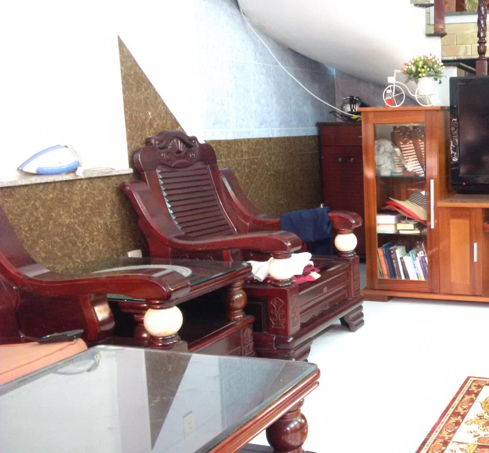 Nhà riêng chính chủ ngã 4 Bình Triệu, Quốc Lộ 13, sổ hồng riêng, DT 6.3x17m giá rẻ thương lượng 0948840976.