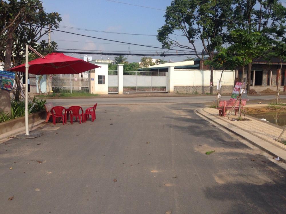 Chính chủ cần tiền bán gấp 2 nền đất đường Nguyễn Xiển, Q9. LH: 0906383698