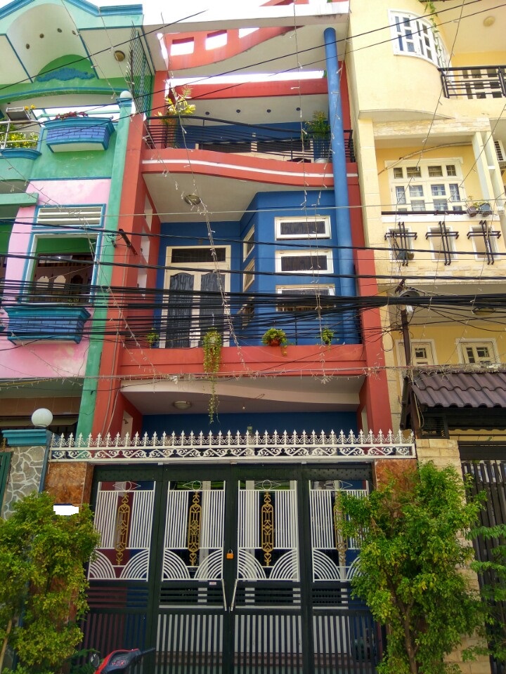 Bán nhà MTNB Nguyễn Hữu Tiến 4x15m 3 tấm, giá 6.2 tỷ