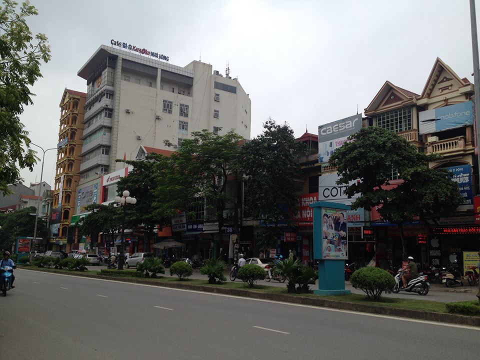 Bán nhà mặt tiền đường Hùng Vương, quận 5, sổ hồng chính chủ, DT 70.1m2
