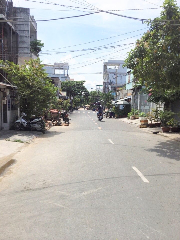 Bán nhà mặt tiền 5mx50m đường số 51 P. Bình Thuận, Quận 7, giá bán 9 tỷ