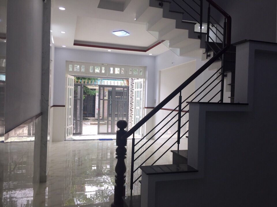 Bán nhà đường DC5, phường Sơn Kỳ, quận Tân Phú, gần AEON, nhà mới sửa đẹp vào ở liền