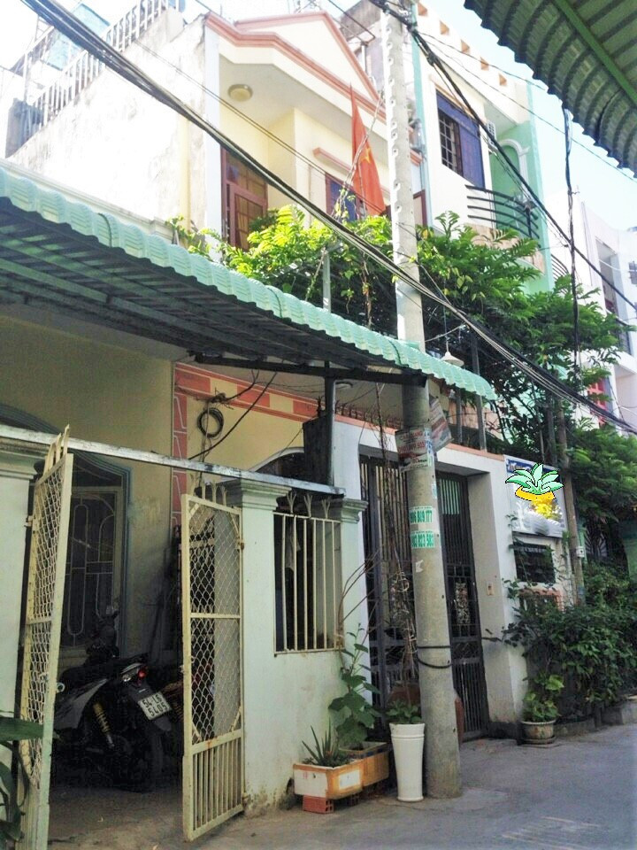 Bán nhà 2 lầu hẻm 1135 Huỳnh Tấn Phát, P Phú Thuận, Q7