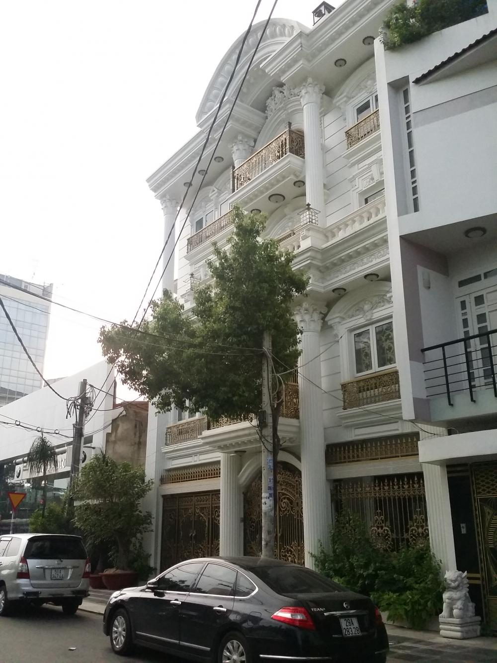 Vỡ nợ bán nhà mặt tiền Lê Lai, Phường Bến Thành, Quận 1. Giá: 42 tỷ