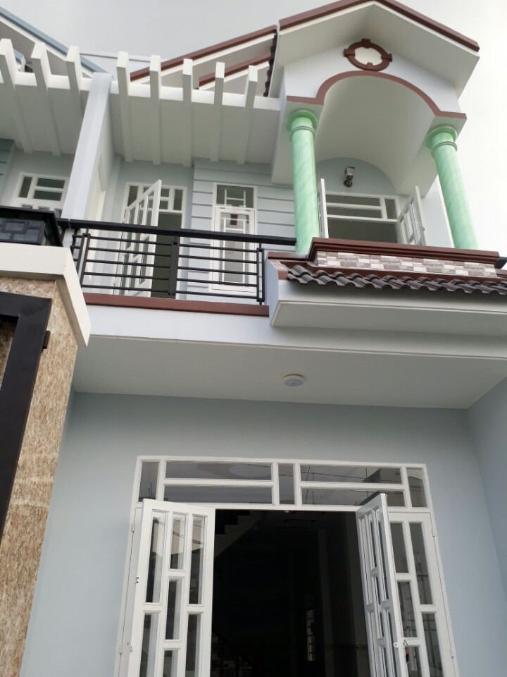 Nhà Hà Huy Giáp Q12, DT 5.5x16m cách UB phường Thạnh Lộc 400m