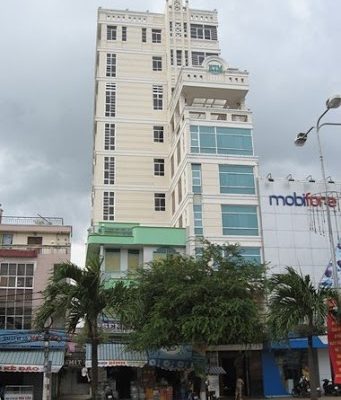 Bán nhà MT đường Lý Chính Thắng gần Bà Huyện Thanh Quan, Quận 3, DT 6.3x24m, 3 lầu có hợp đồng thuê.