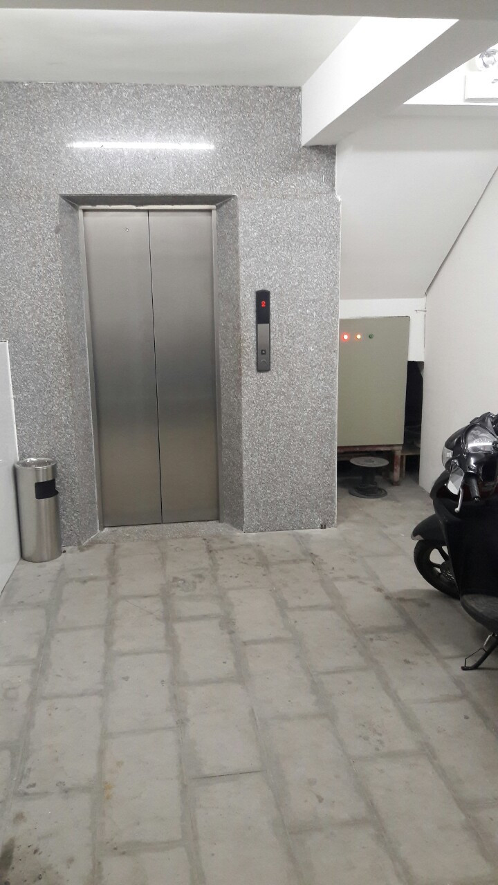 Bán toà nhà 7 tầng 90 phòng thu nhập 360tr/tháng Lâm Văn Bền, Q7