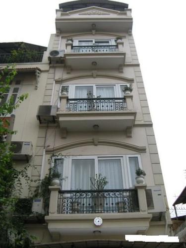 Kẹt tiền bán gấp nhà 4 tầng HXH Lê Hồng Phong, Q5, 4.3*14m. Giá chỉ 7,85 tỷ