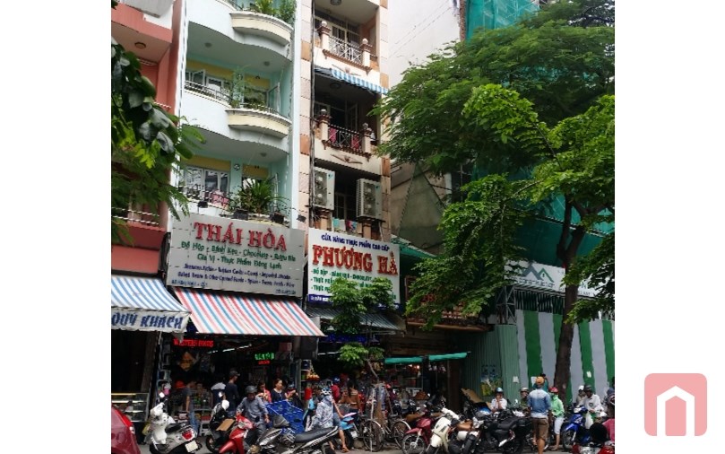 Vỡ nợ bán nhà mặt tiền Võ Văn Tần, Phường 6 Quận 3, giá: 33 tỷ 