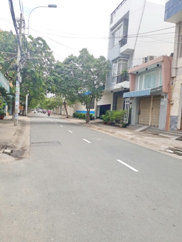 Bán nhà mặt tiền đường số 14, khu Cư Xá Ngân Hàng, phường Tân Thuận Tây, Quận 7