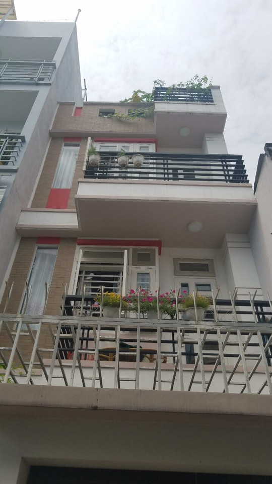 Bán nhà 4x12,5m HXH Bùi Đình Tuý, P. 24, Bình Thạnh