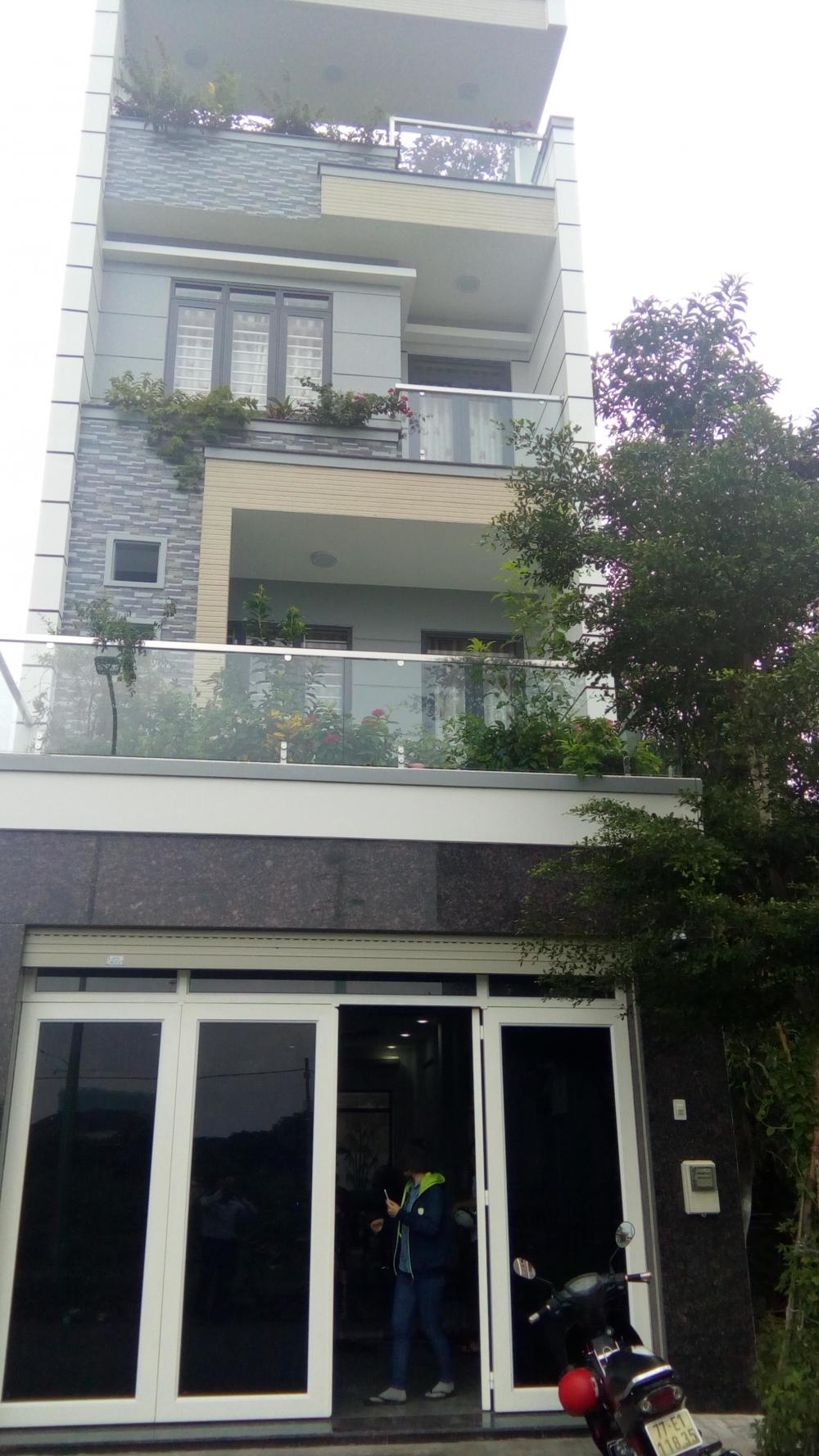 Bán nhà mới, đẹp, 3 lầu,đường 48, KDC Tân Quy Đông, phường Tân Phong, Quận 7