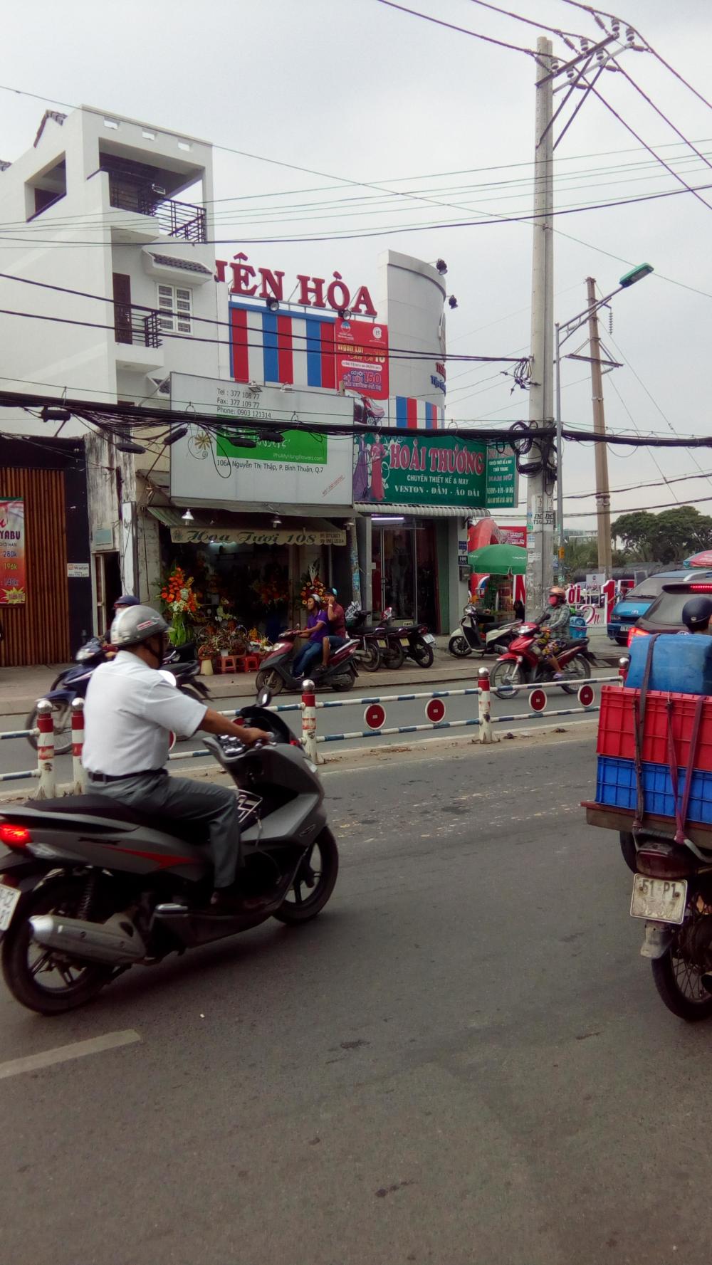 Bán nhà diện tích 10x40m, mặt tiền đường Nguyễn Thị Thập, Phường Bình Thuận, quận 7